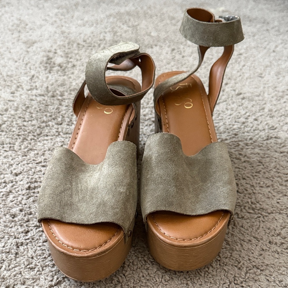 Franco Sarto Olive and Tan Platform Sandals